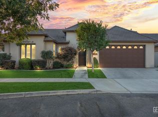 105 Market Hill Way, Bakersfield, CA 93312