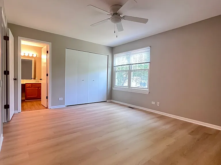 166 Half Moon Cir — Photo 6
