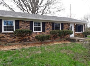 5416 Rayburn Rd, Louisville, KY 40272