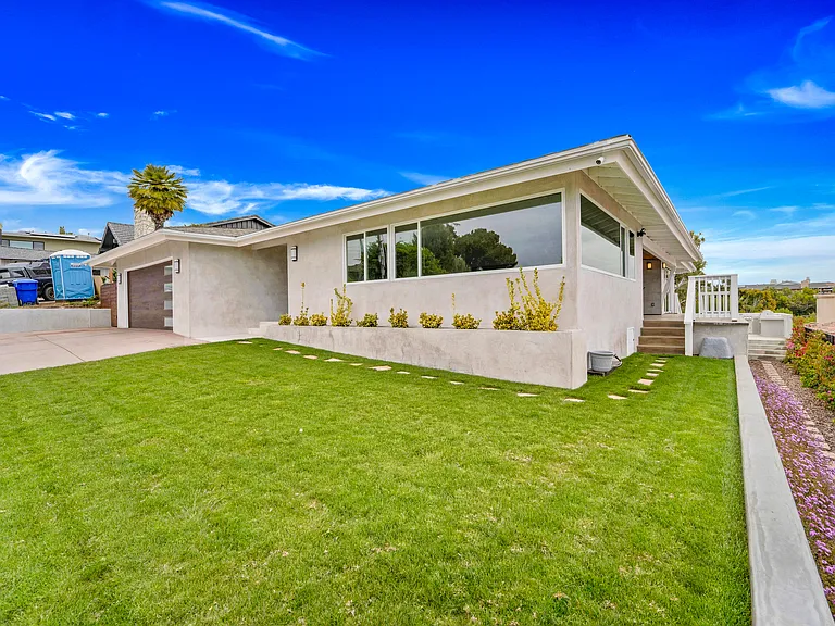 5821 Corral Way — Photo 46