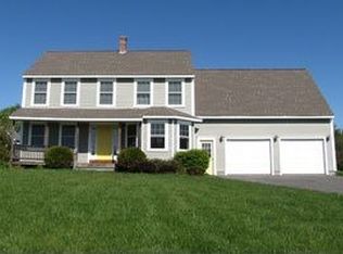 14 Curtis Farm Rd, Buxton, ME 04093