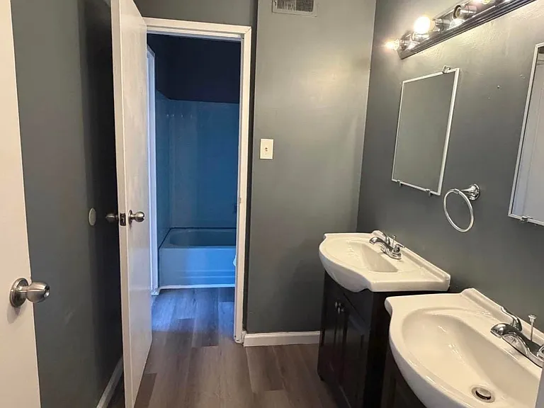 2428 Arbor Ct #2428 — Photo 8