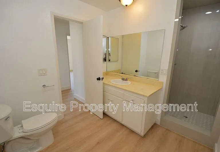 13515 W Telegraph Rd — Photo 24