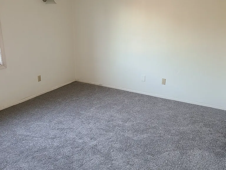 619 Welshire Dr #203 — Photo 2
