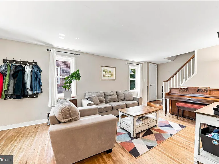 416 Valley View Rd — Photo 11