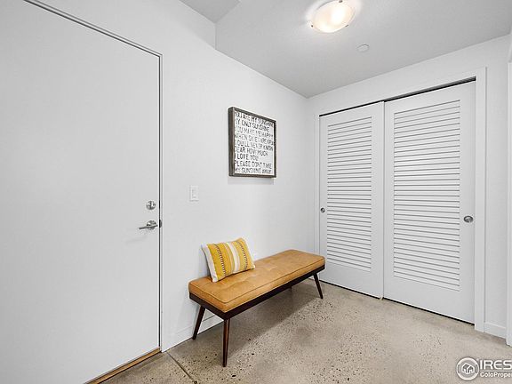 5th image of 225 Green Leaf St #5