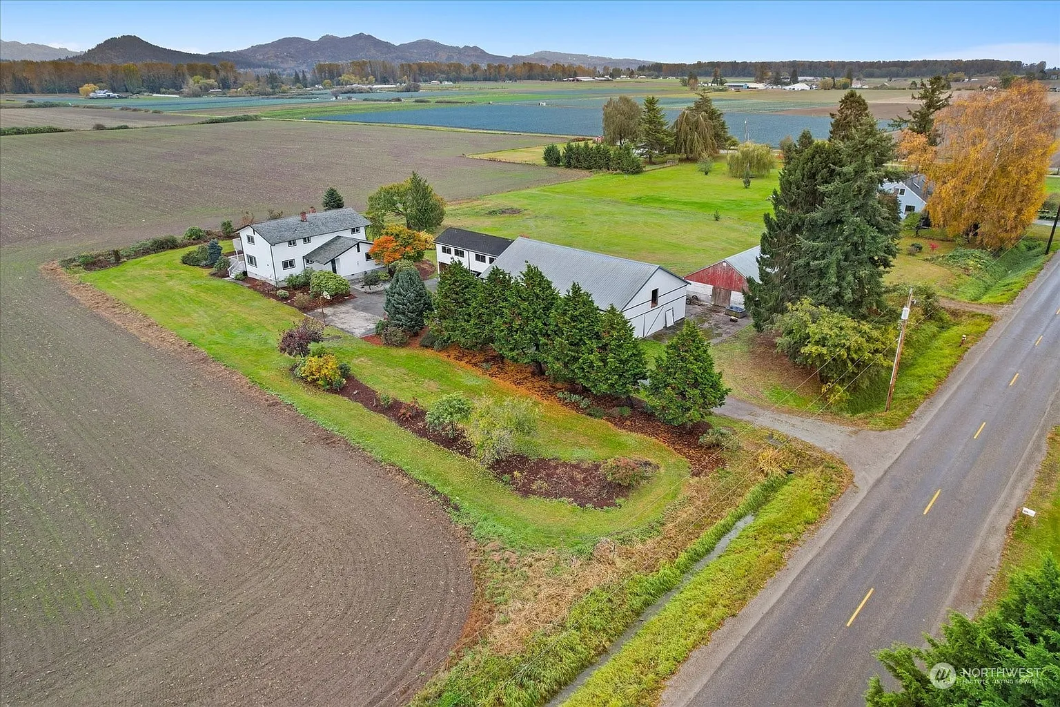 15897 Kamb Road photo 1