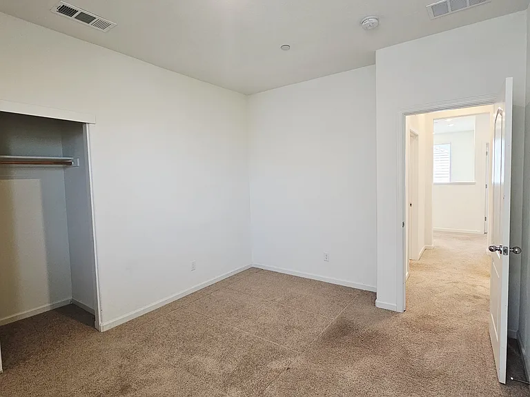 5444 Gallier Loop — Photo 30