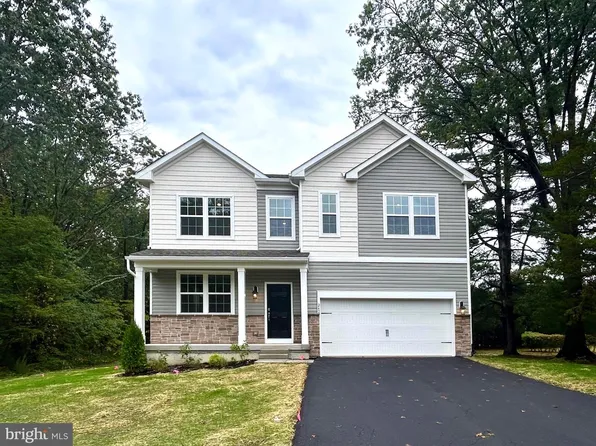 242 Lincoln St, Hammonton, NJ 08037