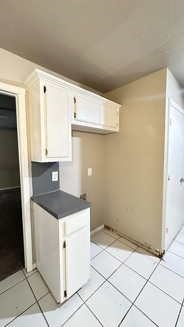 14117 SE 29th St - Q — Photo 2
