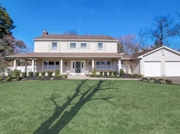 167 Sycamore Circle, Stony Brook, NY 11790