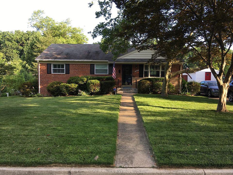 1st image of 3820 Stuart Ct