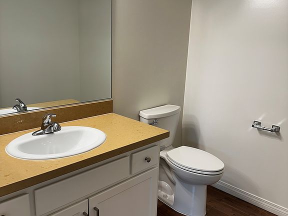 4th image of 3427 Mentone Ave APT 5