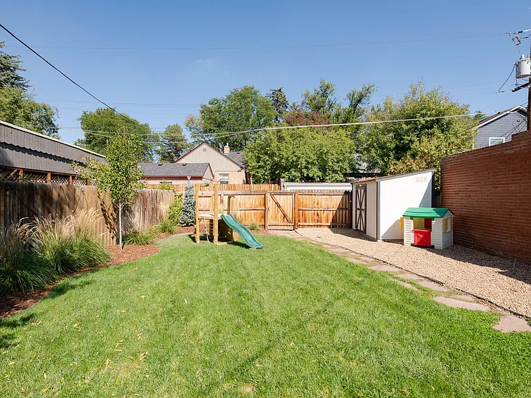 4631 Batavia Pl — Photo 45