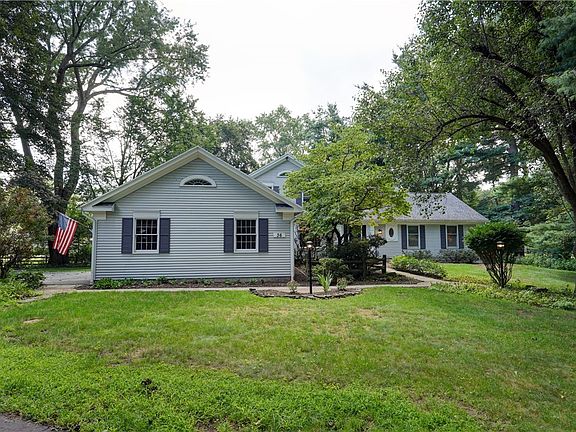 2nd image of 36 Green Valley Rd