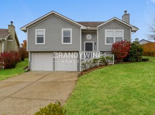 1209 Meadowlark Ct, Liberty, MO 64068