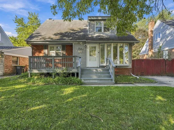 17540 Greenbay Ave, Lansing, IL 60438