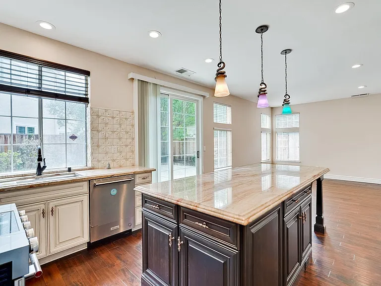 1907 Fumia Pl — Photo 22