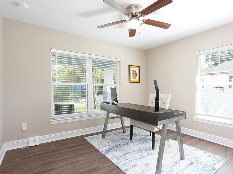 1313 E Cayuga St — Photo 22
