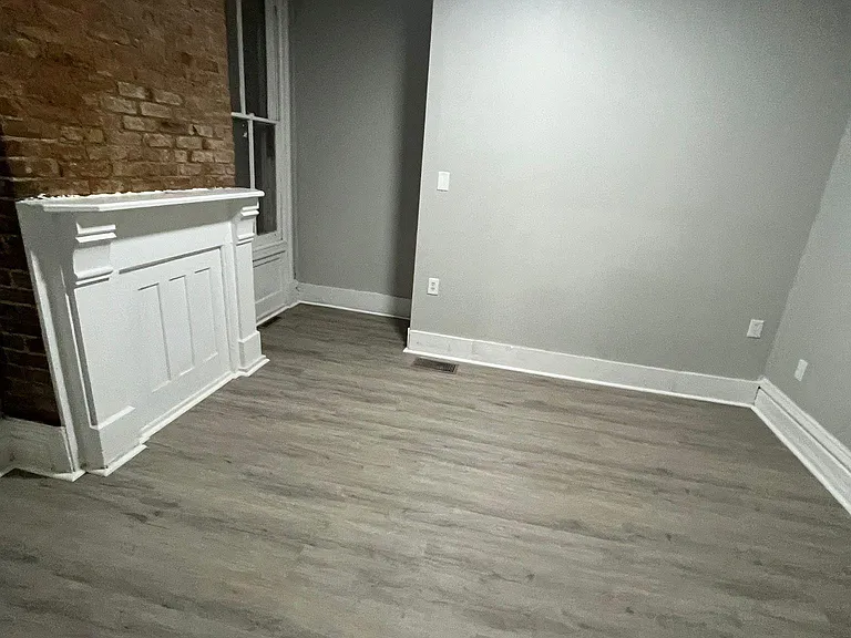 684 2nd Ave #1R — Photo 6