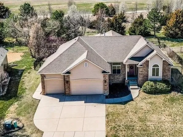 1639 Aspen Creek Dr, Andover, KS 67002