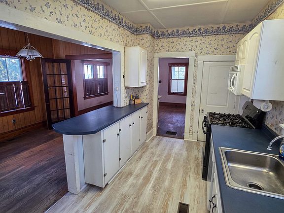 2nd image of 3 Cherry Street