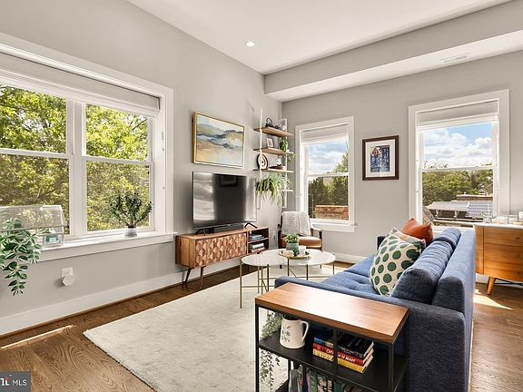 2nd image of 1241 Shepherd St NW #3