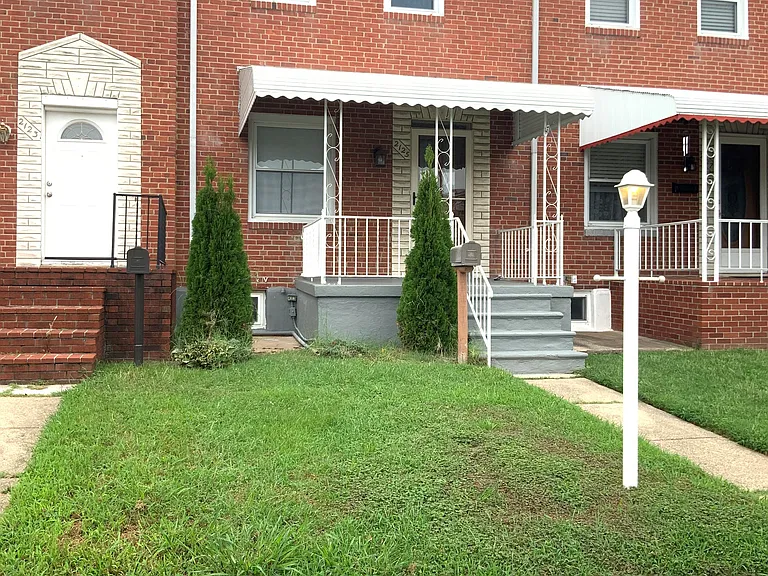 2125 Hawthorne Rd — Photo 2
