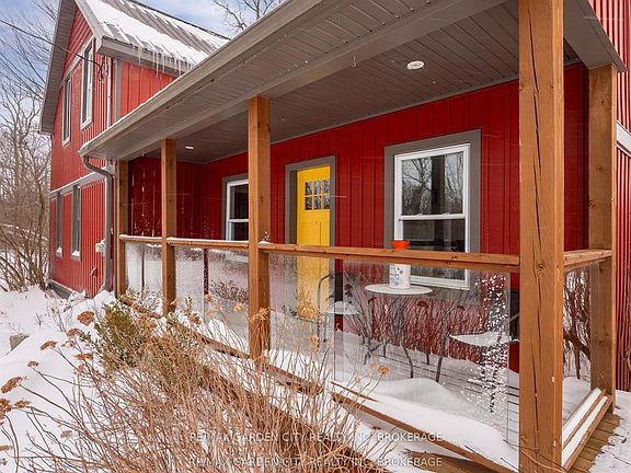 4th image of 521 Netherby Rd