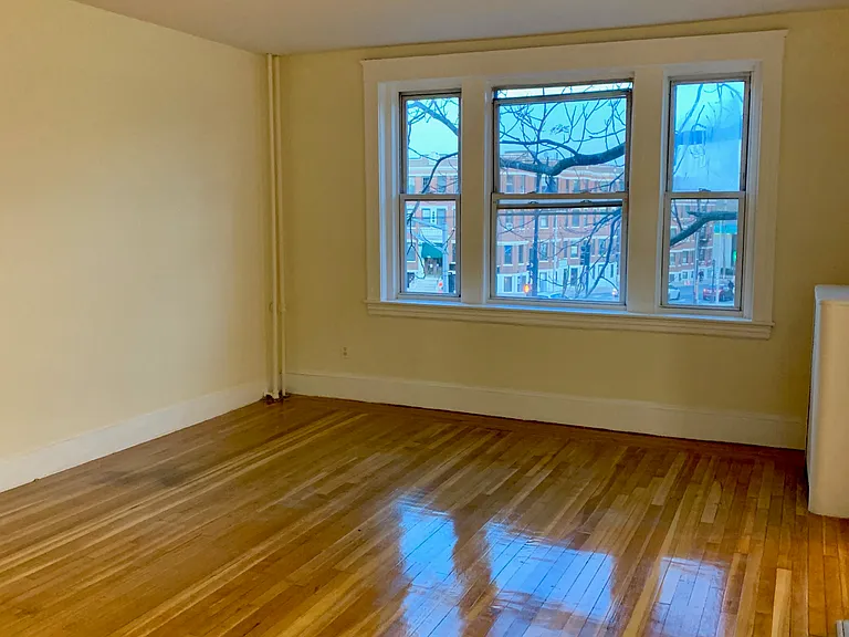 1607 Commonwealth Ave #9 — Photo 10