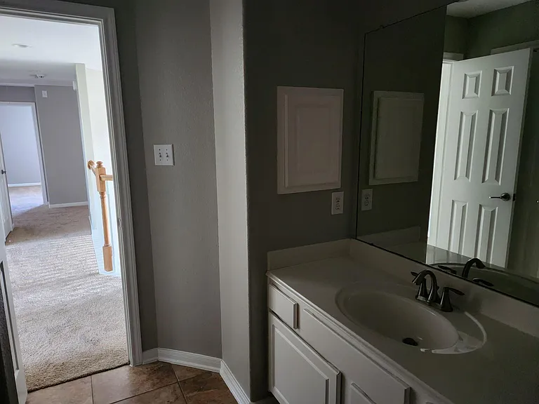 20676 Oakhurst Meadows Dr — Photo 37