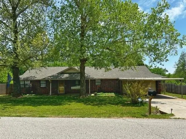 2308 Oakhollow Dr, Newcastle, OK 73065