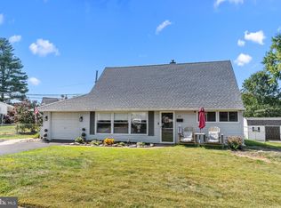 57 Heartwood Rd, Levittown, PA 19056