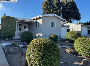 3073 Shane Dr, Richmond, CA 94806