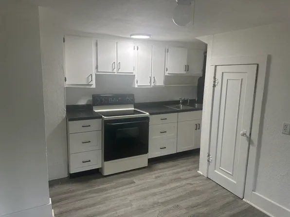 32 Territorial Rd E #2, Battle Creek, MI 49015