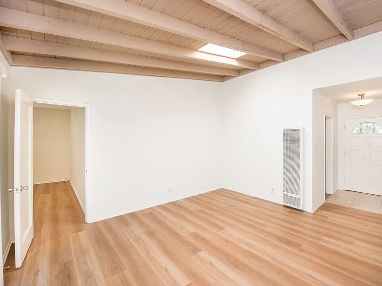 5769 E Oakbrook St — Photo 10
