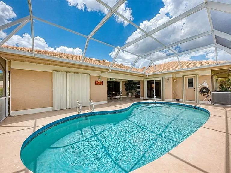 3126 Meadow Run Dr — Photo 38