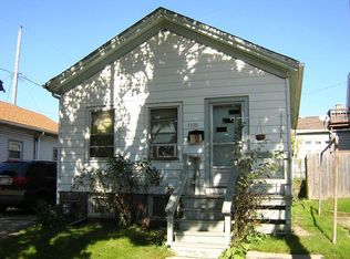1110 W Scott St, Milwaukee, WI 53204