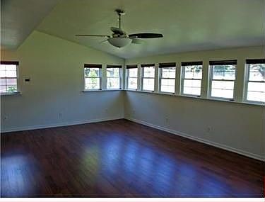 5th image of 2357 Adams Ct