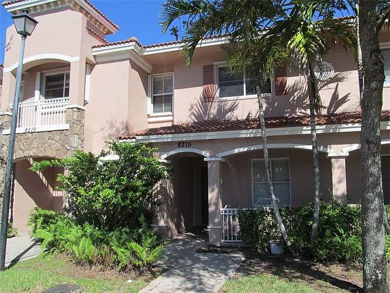 1st image of 8215 SW 27th St #103