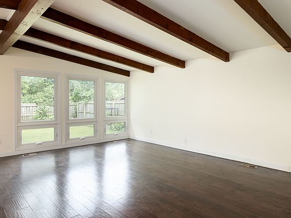 3rd image of 2474 Bristol Rd