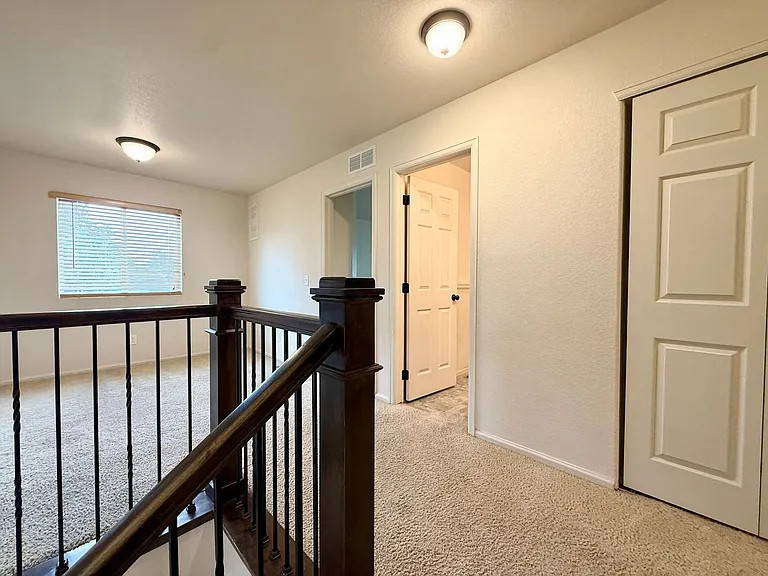 2045 Prairie Hill Dr — Photo 20