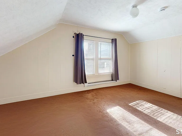 37 Landin St #A — Photo 12