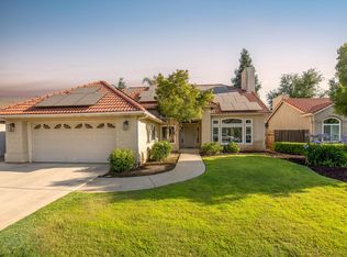 2230 E Ryan Ave, Fresno, CA 93720