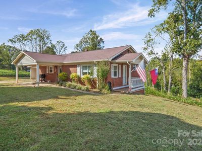 624 Overlook Dr, Newton, NC, 28658
