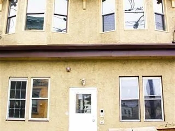 167 Danforth Avenue image 1 of 13