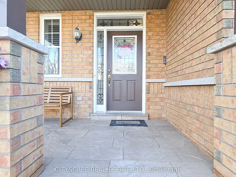 121 Ashdale Rd #LOWER — Photo 1