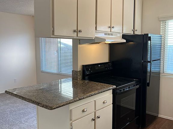 3rd image of 5055 Saratoga Ave #14