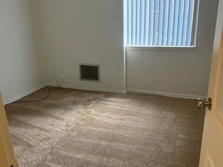 2132 Pennsylvania Ave — Photo 31