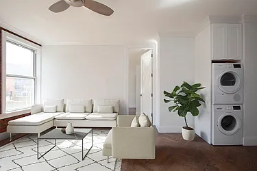 Rented by R New York